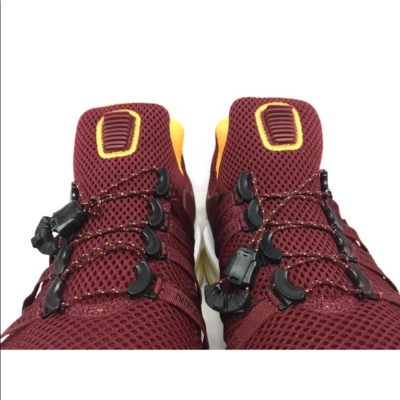 Nike Shox Gravity Red White Gold Running Shoes - Picture 4 of 8